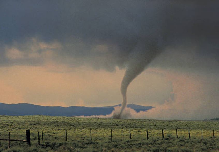 Devastanti Tornado in Texas provocano morti e feriti | Galleria Foto Video