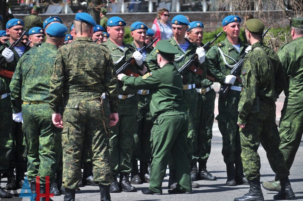 Зарплаты российских боевиков 