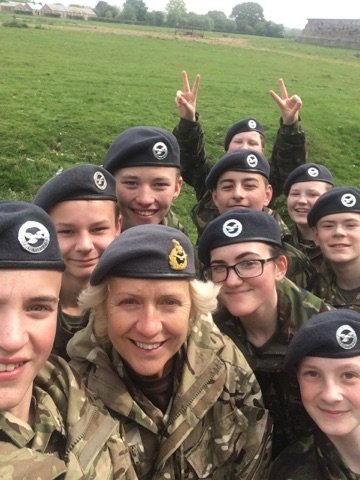 Cadets cheeky selfie with <a href="/ComdtAC/">Commandant RAF Air Cadets</a>  at MOD Nescliffe. #whatwedo #wingex17