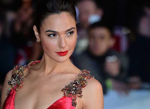 Happy Birthday Gal Gadot 