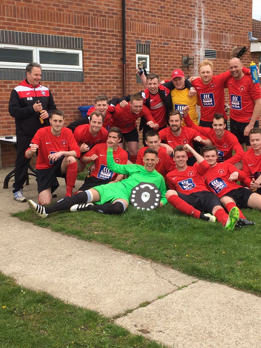 Many thanks to Bob &amp; Geoff from the <a href="/MinsterFootball/">York Football League</a> league for presenting rather Reserve B Champions shield yesterday #topcelebrations