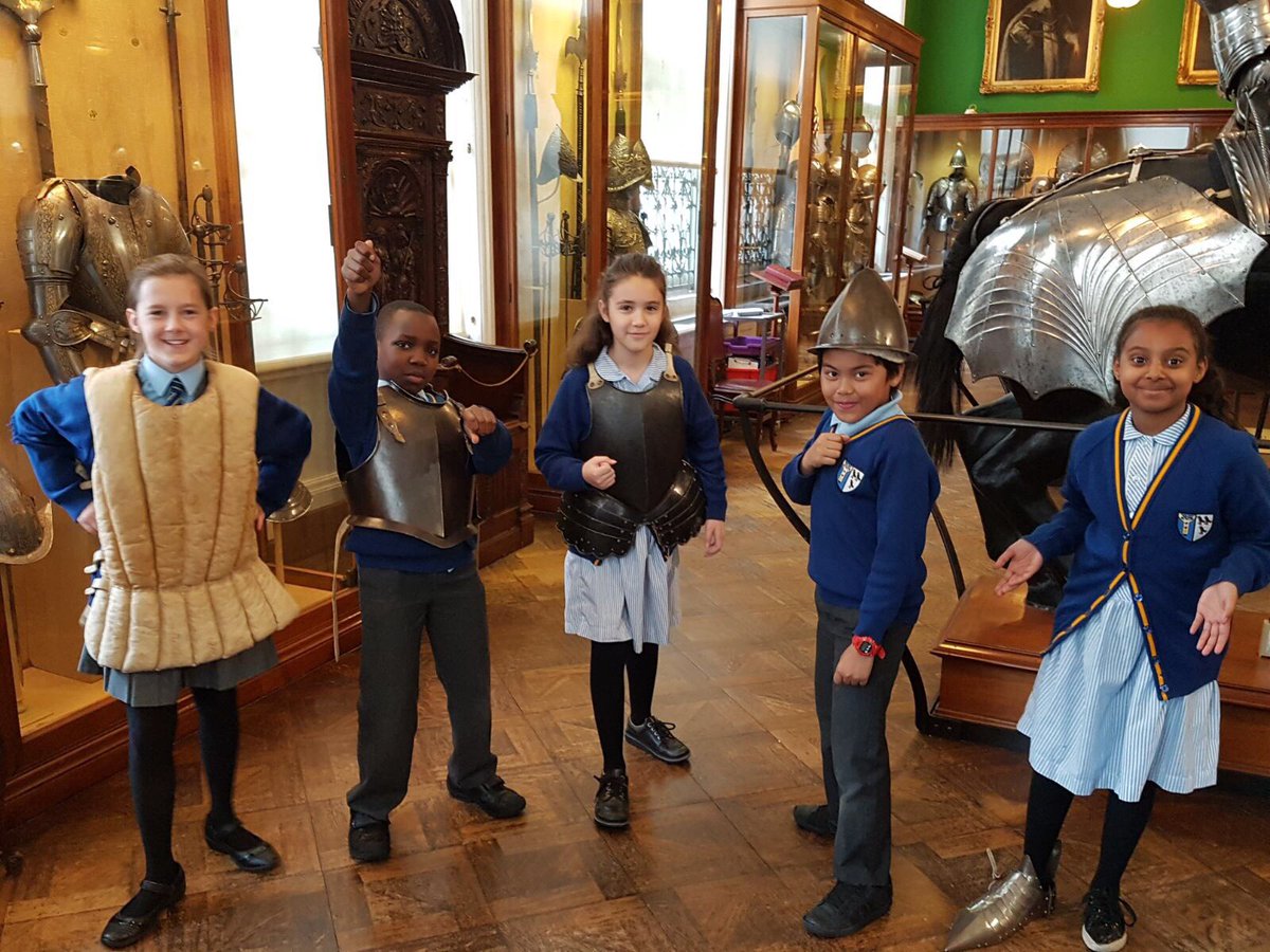 StThomasRC's tweet photo. Year 5 enjoyed their trip to The Wallace Collection to look at the impressive art work and armour. Take a look at our St Thomas' knights! https://t.co/fbTSAuLAd8