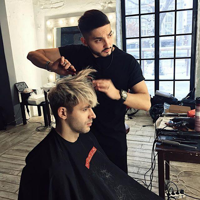 matrixfamily's tweet image. Happy Hairstylist Appreciation Day! Life wouldn't be as colorful, creative and beautiful without each one of you.