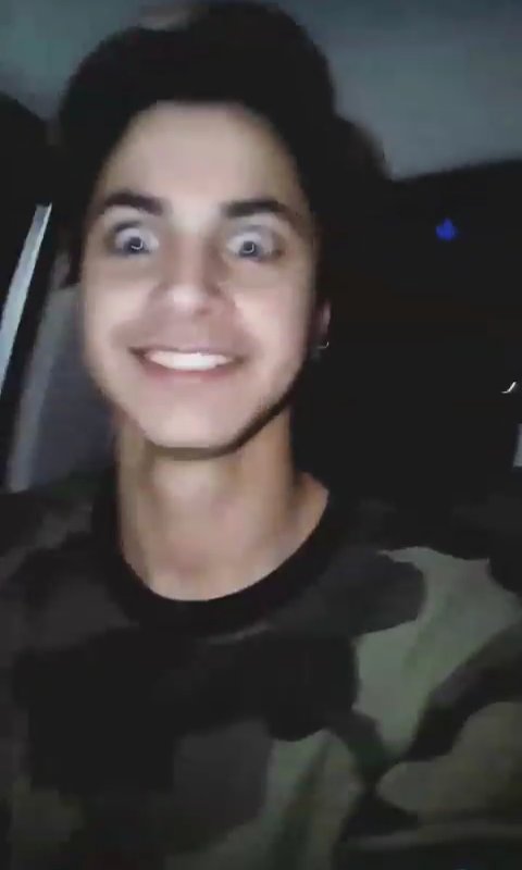 PlagaAnto's tweet photo. @AlexanderWTF_OK -Cuando preguntan si me gusta Alexander
-Me Encanta😃 https://t.co/nXEgx951e0