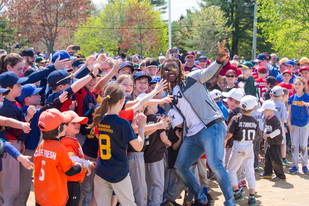 #HanleyistheManley the Sox slugger visits <a href="/NeedhamBall/">Needham Ball</a>