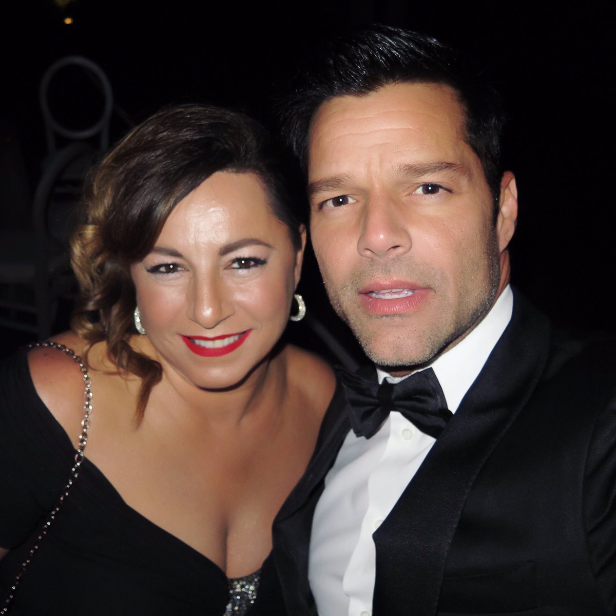 SelmaFonsecaNew's tweet photo. @ricky_martin Lovely to see you #rickymartin @jeffkoons #mocagala #slatepr @andygelb #noonestopsselma #partyingwithselma @MOCAlosangeles https://t.co/UDWJWoiLSV