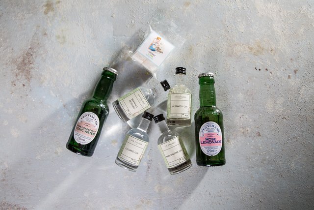 The bee is synonymous with #Manchester, a city known for it's industry, and 'worker bees' - of course it had to be in the <a href="/MCR_Gin/">Manchester Gin</a>  logo.