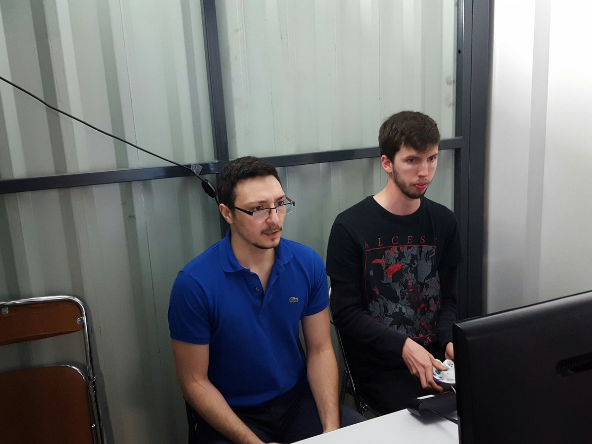 #MARS2017 @unK_Griffith against <a href="/FatalityFalcon/">Griffin Miller @LMBM Next!</a> in Losers Final right now on twitch.tv/smashonsud 😈