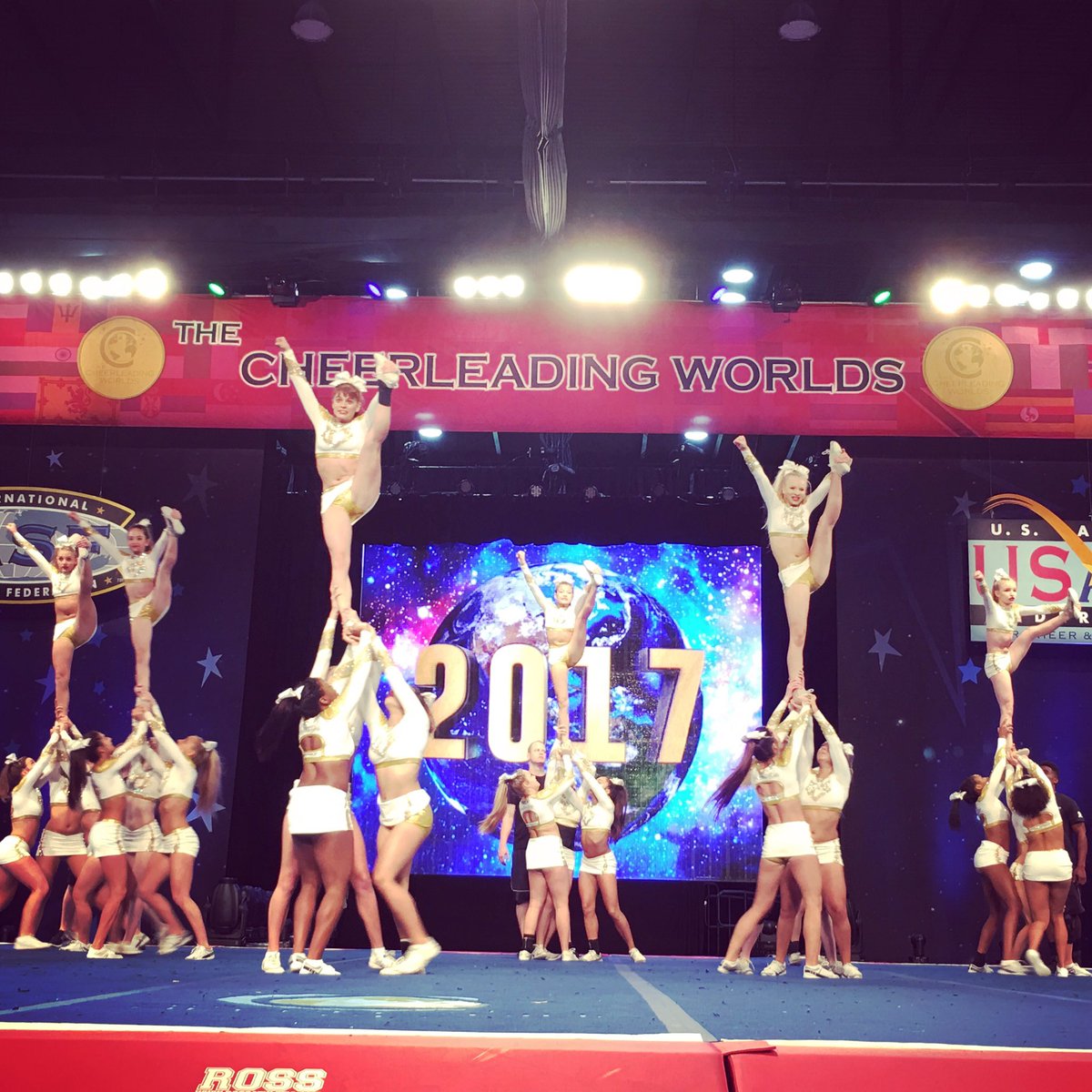 ICE_ALL_STARS's tweet photo. ICE Weather Girls💙💛☔️ finish 14th in the W🌎RLD! We could not be more proud of this team! #iceallstars  #worlds2017 #weathergirls https://t.co/diwCEFH7pq