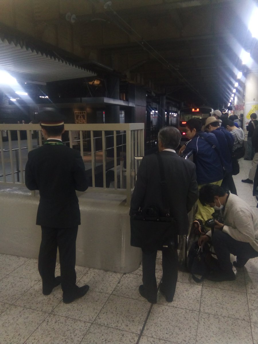 撮り鉄 撮りたい電車を回送列車で隠すという嫌がらせをされてjrに嫌悪感を抱いた Togetter 撮り鉄 撮りたい電車を回送列車で隠すという嫌がらせをされてjrに嫌悪感を抱いた Togetter