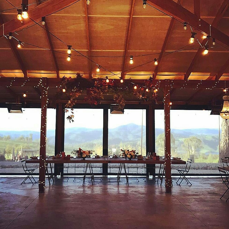 Funkified_Ent's tweet image. Congratulations Mel &amp;amp; Glen! @20somethingsAus were pretty happy to spend Saturday night in this gorgeous spot playing for you &amp;amp; your guests!