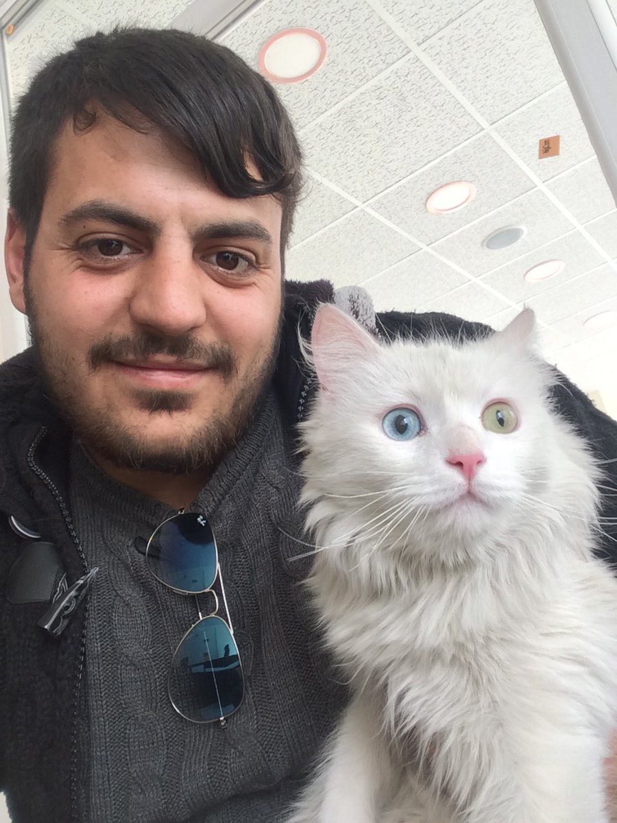 sema_ferdi's tweet photo. Kızlarım benimmm https://t.co/W43pq420vt