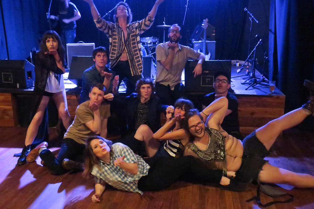 A silly amount of fun was had last night 🎈#TheTills @PieFaceGirls @NoOneMind @MissyThangs @TomPrters @TheMothlight

#Asheville #PhuzzRecords