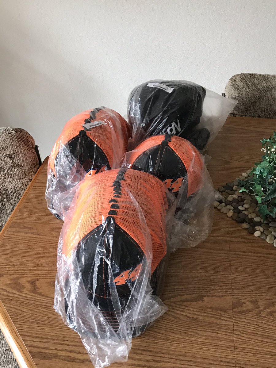 44DarrellNelson's tweet image. Hats are in! $25 each