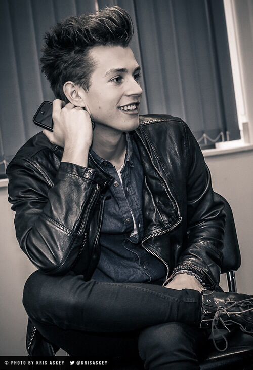  Happy birthday James Mcvey I love you    