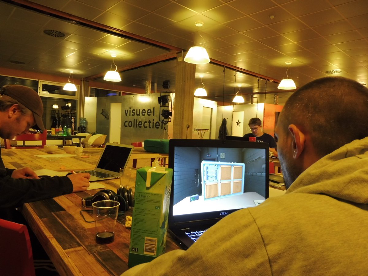 CodeGorillaNL's tweet image. What a weekend! Big thanks to our special guests and jury: the kids! 30-hour education Hackathon is a wrap! #VRcoding #WeCode #CodeGorilla