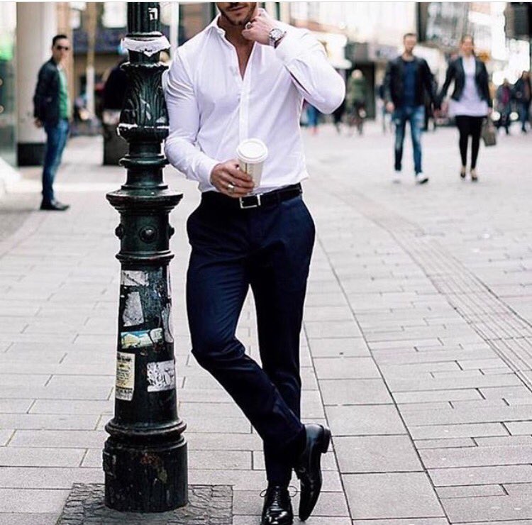 Eğer Allah seni bana yazmışsa ,
         Benden kaçışın yok.
Lâkin kader seni benden almışsa,
         Ağlamaya lüzüm yok .