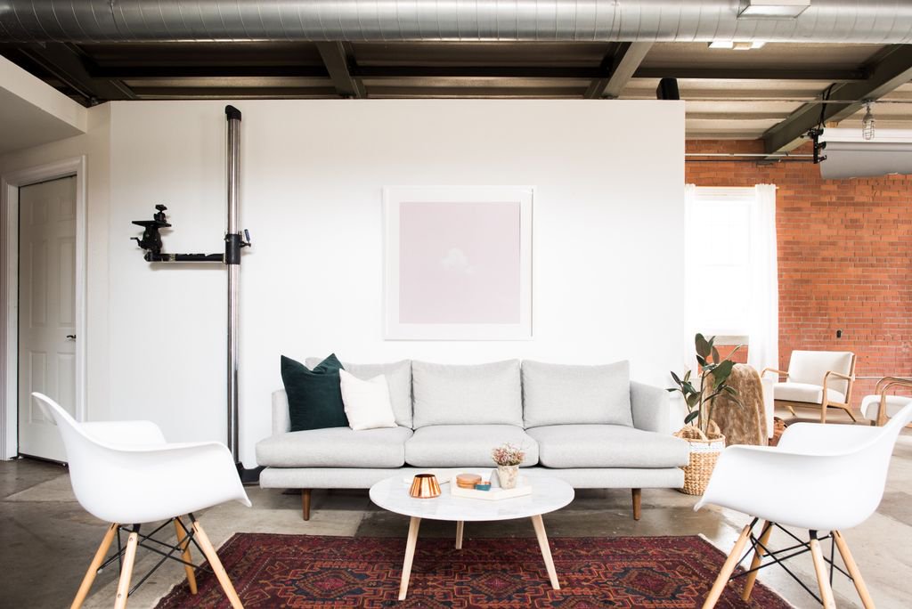 maelmoderndecor's tweet photo. Exposed brick is always a great way to bring an accent to a space #homedecor #bricks #renovations #interiordesign https://t.co/Nenv9k5CXp https://t.co/BCVzCyfdDU