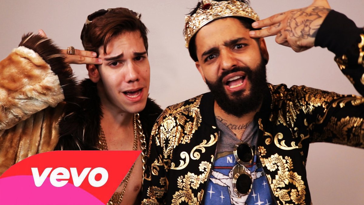 larriegrant's tweet image. O CRUSH SÓ ME ILUDE
 ln.is/CKsRm CLIPE NOVOOOOOOOO
METE O DEDO NO LIKE E RETUITA POR... by #httpslsmylife via @c0nvey