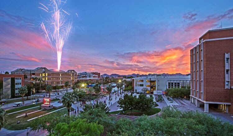 AVDecisions2017's tweet photo. Miles Huntsman
University of Arizona 
Majoring in Journalism https://t.co/qXcHx561UL
