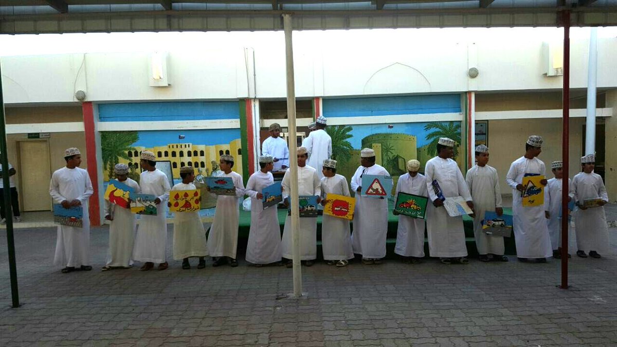 إذاعة مميزة قدمتها جماعة التربية الفنية في طابور الصباح.