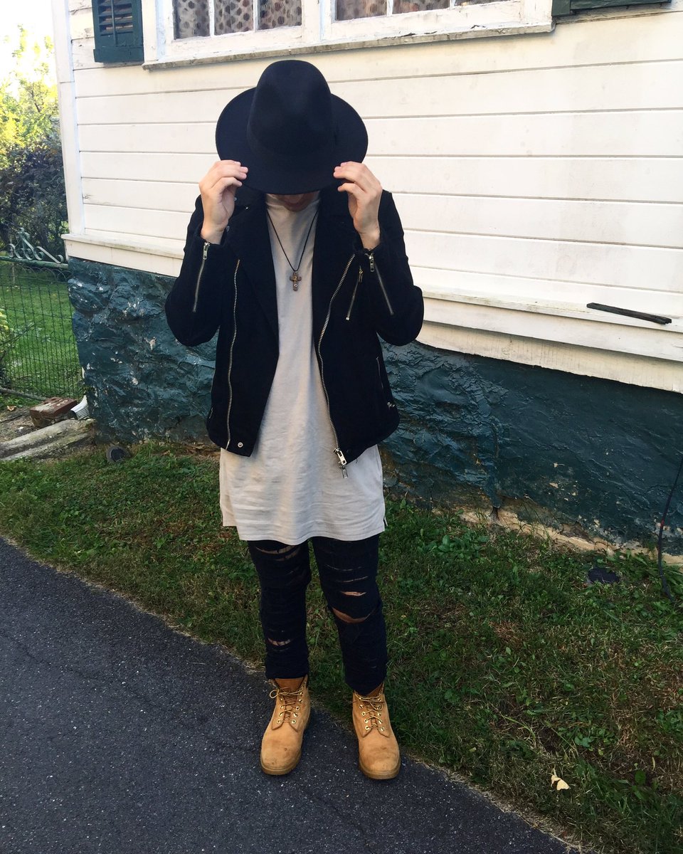 Brandon_Riojas's tweet image. #hispanicboysbreaktheinternet