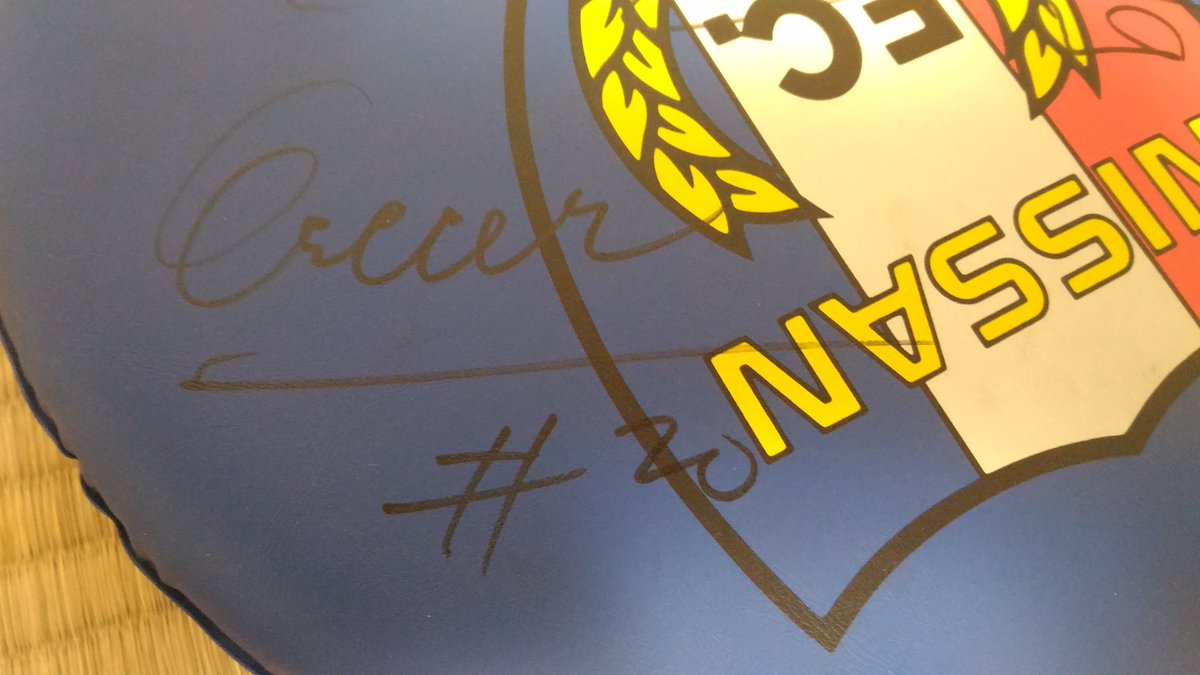 サッカー 日産自動車 缶バッジ kemari87_oo4-814