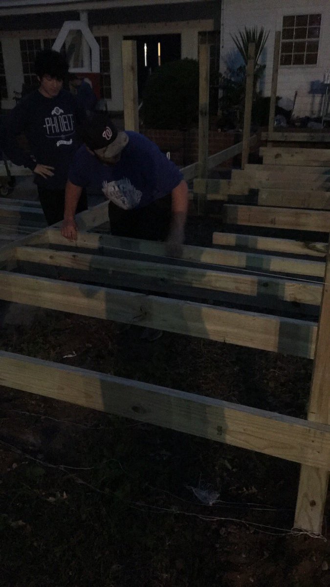 PhiDeltUTA's tweet photo. Get ready for lit volleyball nights this summer, come one come all #BuildThatDeck https://t.co/F9pROu78QU
