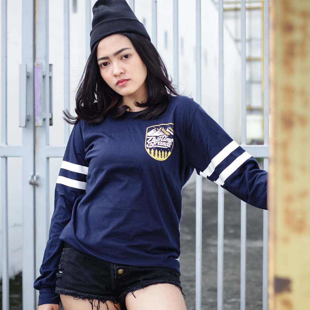 JakClothStore Bekasi (@jakcloth__store) on Twitter photo " MOUNTAIN STAR "
IDR 150K
SIZE : S.M.L.XL
<a href="/thistimebrand/">THISTIMEBRAND</a>
INFO & ORDER
LINE: @isq1838o (pakai @)
IG: jakclothstorebekasi " MOUNTAIN STAR "
IDR 150K
SIZE : S.M.L.XL
<a href="/thistimebrand/">THISTIMEBRAND</a>
INFO & ORDER
LINE: @isq1838o (pakai @)
IG: jakclothstorebekasi