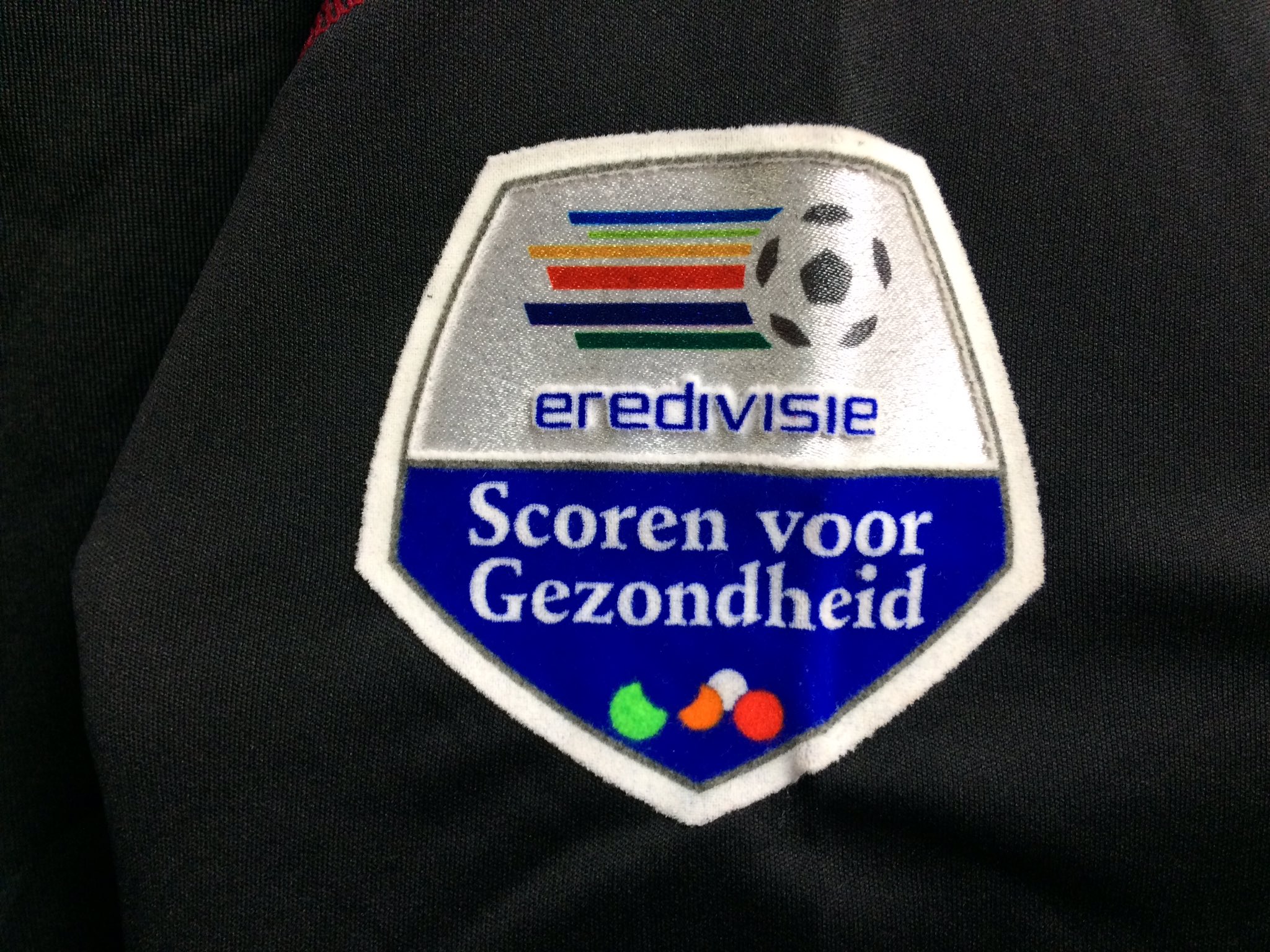 Vintage Sports Pa Twitter 商品情報 吉祥寺店 0422 79 3116 09 10 アヤックス 15 999 バルセロナが誇るmsnのsの人のアヤックス時代 このシーズン リーグ戦33試合で35ゴールをマーク 2位に11ゴール差をつけ得点王を獲得しました Afcajax サッカー