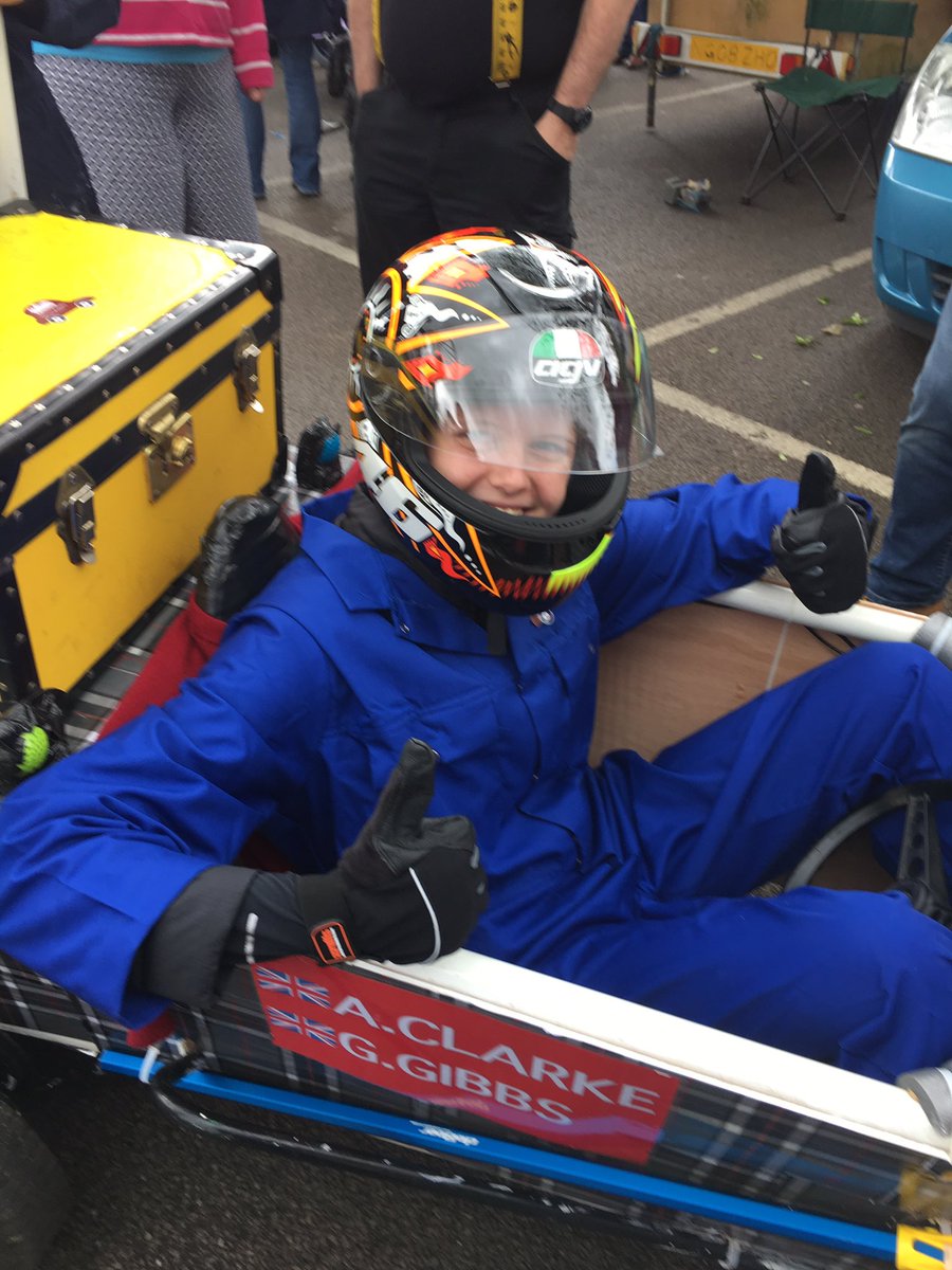 nickpotter67's tweet photo. Gemma preparing to go down the hill #TeamW3ZZYB @WestonbirtSch https://t.co/xIRdYHx93A