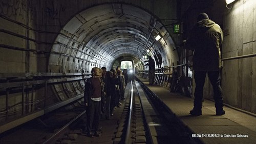 I INTERVIEW I  Rencontre avec Kasper Barfoed, créateur de la #série #BelowtheSurface ow.ly/60zb30bgvuh @seriestvfemis