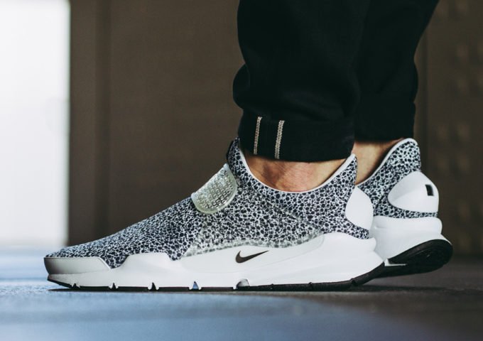 nike sock dart safari pack