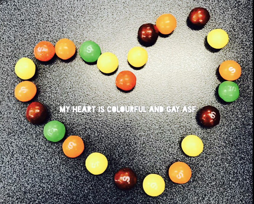 Rachychavez5's tweet image. #LGBT #queer #lesbian #gay #skittles #love #heart #colourful #lgbtq amen 🙏
