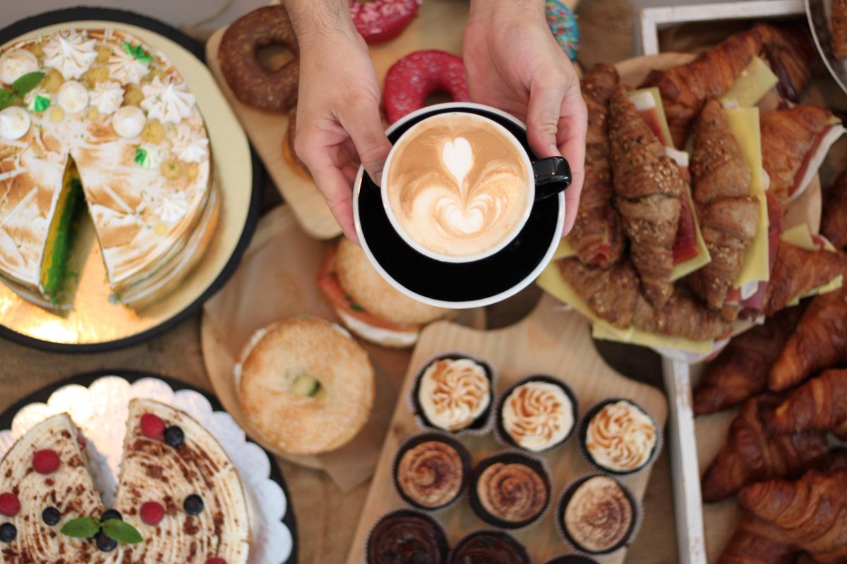 CNTravelerSpain's tweet photo. Dónde disfrutar de los mejores #brunch de #Valencia #FelizLunes https://t.co/ZQqLIwoCY4 https://t.co/xU3LxSxxaC