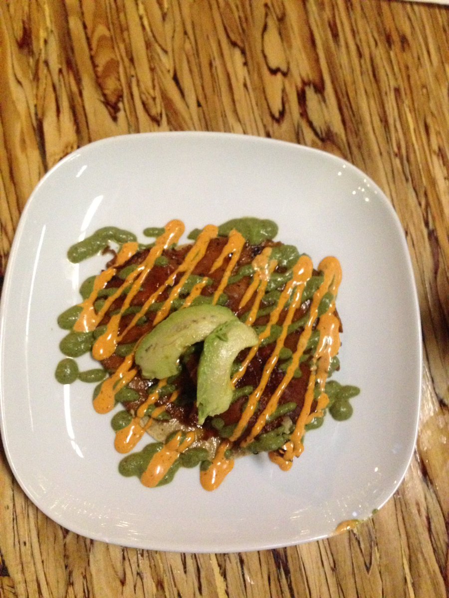 plan_fuga's tweet photo. Taco Malacostra en @kokopelli_bcn Tijuana https://t.co/1Z3KETFiyj