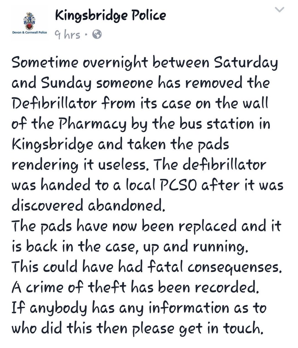 DevonPoliceDogs's tweet image. Stupidity at its finest! If anyone has any info please call 101. Thank you.