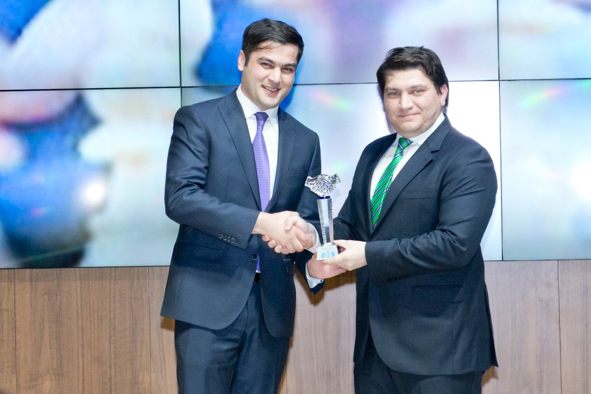 ShamkirChess_17's tweet image. Closing Ceremony of Shamkir Chess 2017
#ShamkirChess2017 #ShamkirChess #SynergyGroup #VugarGashimov