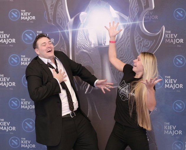 Are you upset? Depression? Just watch photos with awesome and hilarious <a href="/SirActionSlacks/">SirActionSlacks</a>! 999% positive!) #KievMajor