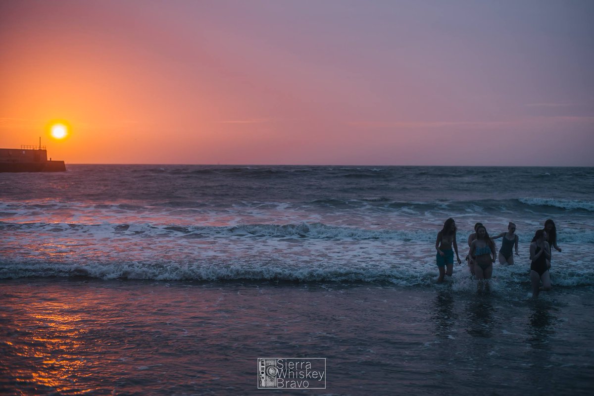 The traditional May Dip took place in St Andrews this morning, find out more here: visitstandrews.com/themaydip/ (pic sierrawhiskeybravo.com/0