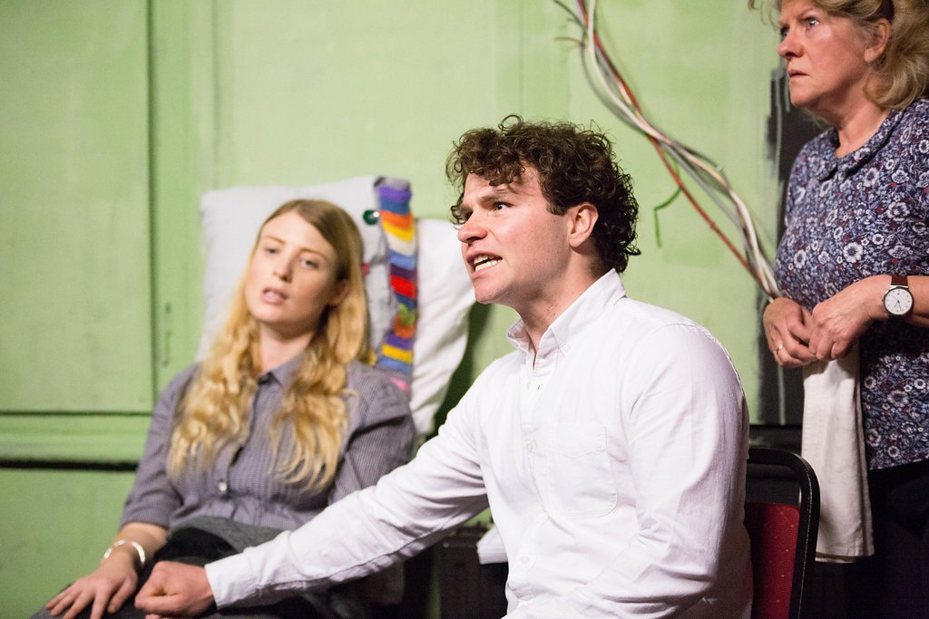 1 day until BRIMSTONE &amp; TREACLE by Dennis Potter directed by <a href="/MatthewParker75/">Matthew Parker 🏳️‍🌈 (he/him)</a> opens. 4 May SOLD OUT! 
Tickets: thehopetheatre.com/productions/br…