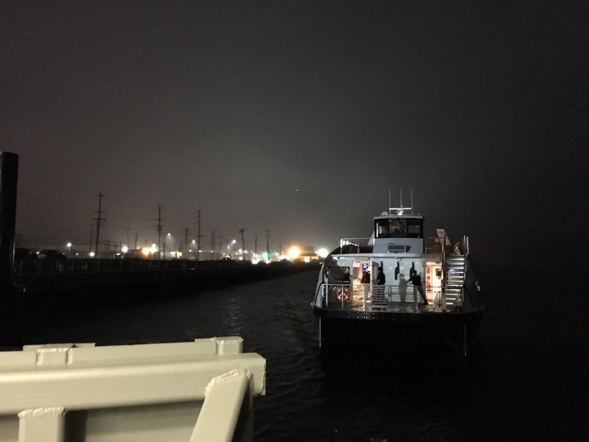 First @NYCferry pulls into the Rockaways for our system's maiden voyage!