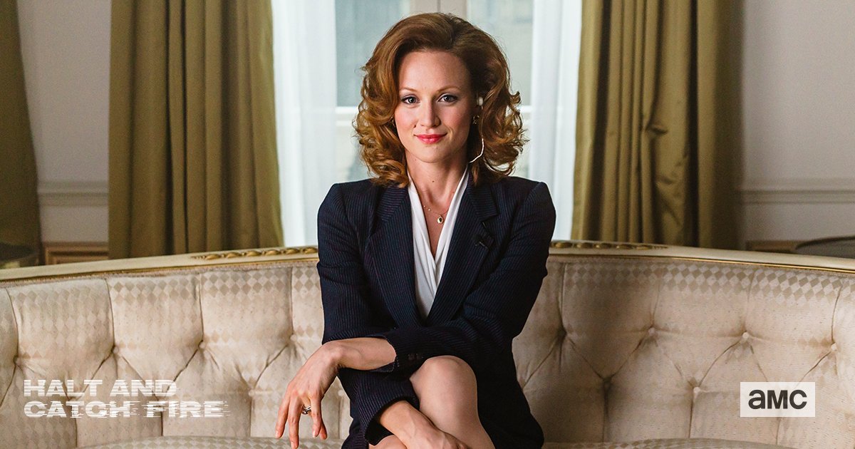 Happy birthday to a true boss, Kerry Bishé! 