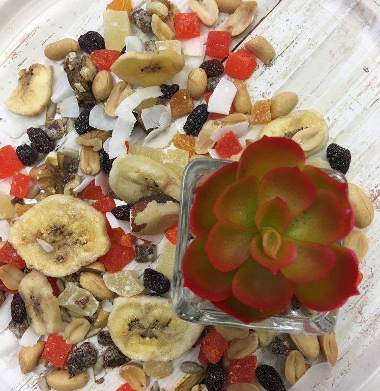 IFSBulk's tweet image. We're thinking about our #tropical snack mix to keep our energy going for all of our outdoor activities! #whatsonyourplate #coconut