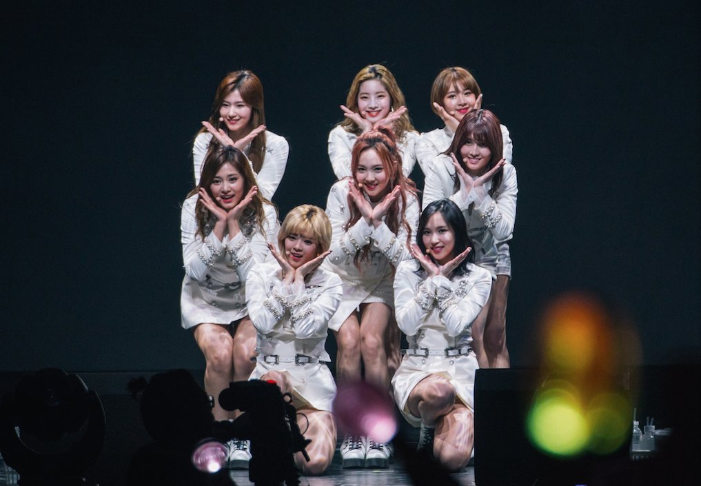 MeRadioSG's tweet photo. [FEATURE] 6 things we learned about #TWICE at their Singapore press conference. - https://t.co/wG8nCuGdKb https://t.co/drHarnKkl4