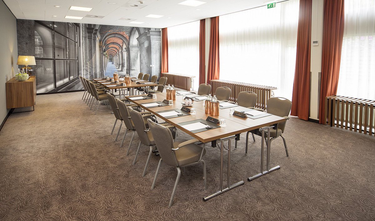 MeetingReview's tweet photo. "Hotel de Bilderberg is een ideale #locatie voor #trainingen". Lees hier de #review: https://t.co/QbzOTDwx4z @hotelbilderberg #oosterbeek https://t.co/A10HR4r3z5