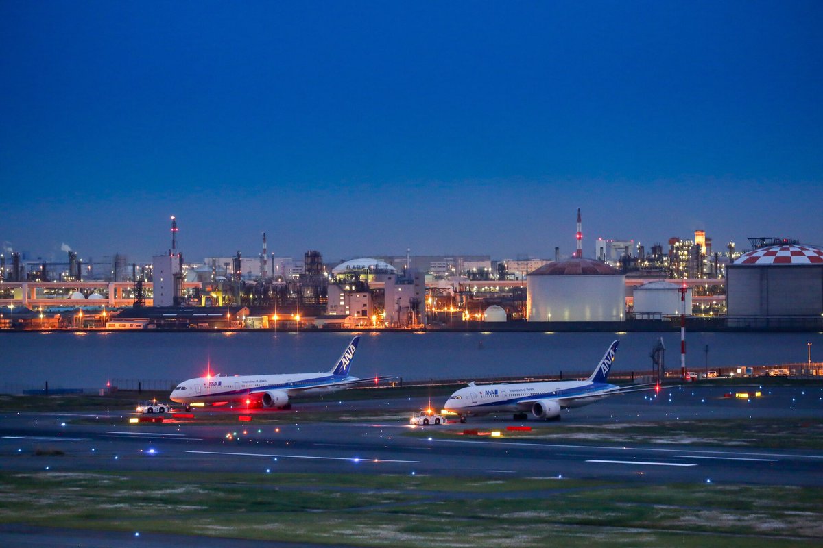 O Xrhsths 白石信幸 コウシン Sto Twitter 着陸する機を待ってる2機 バックは川崎の工事夜景 羽田空港 Ana Jp 川崎工場夜景 羽田空港第1ターミナル 夜景倶楽部 夜景 アンコリ ブルーアワー 飛行機 O Xrhsths 白石信幸 コウシン Sto Twitter 着陸する機を待ってる2機 バックは川崎の工事夜景 羽田空港 Ana Jp 川崎工場夜景 羽田空港第1ターミナル 夜景倶楽部 夜景 アンコリ ブルーアワー 飛行機