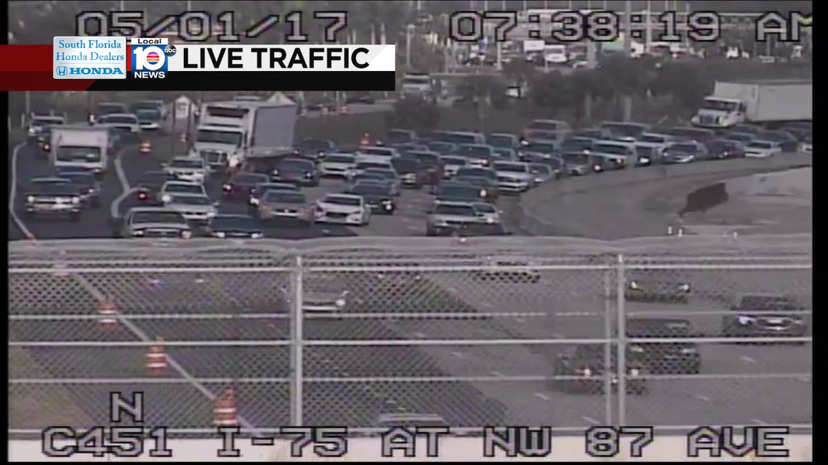 Crash on I-75 SB at NW 138th St #traffic https://t.co/ZxbFNcFf4O