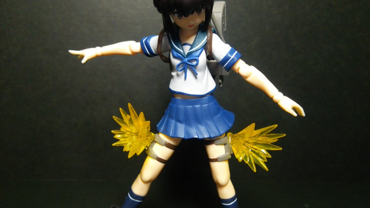 ゆーかりぷたす トリモチ弾はまず左腕に張り付き 続けて右腕 両足に向かって発射される 吹雪はネバネバによって壁に両手足を磔にされてしまった Figma写真部 ゆーかりぷたす トリモチ弾はまず左腕に張り付き 続けて右腕 両足に向かって発射される 吹雪はネバネバによって壁に両手足を磔にされてしまった Figma写真部