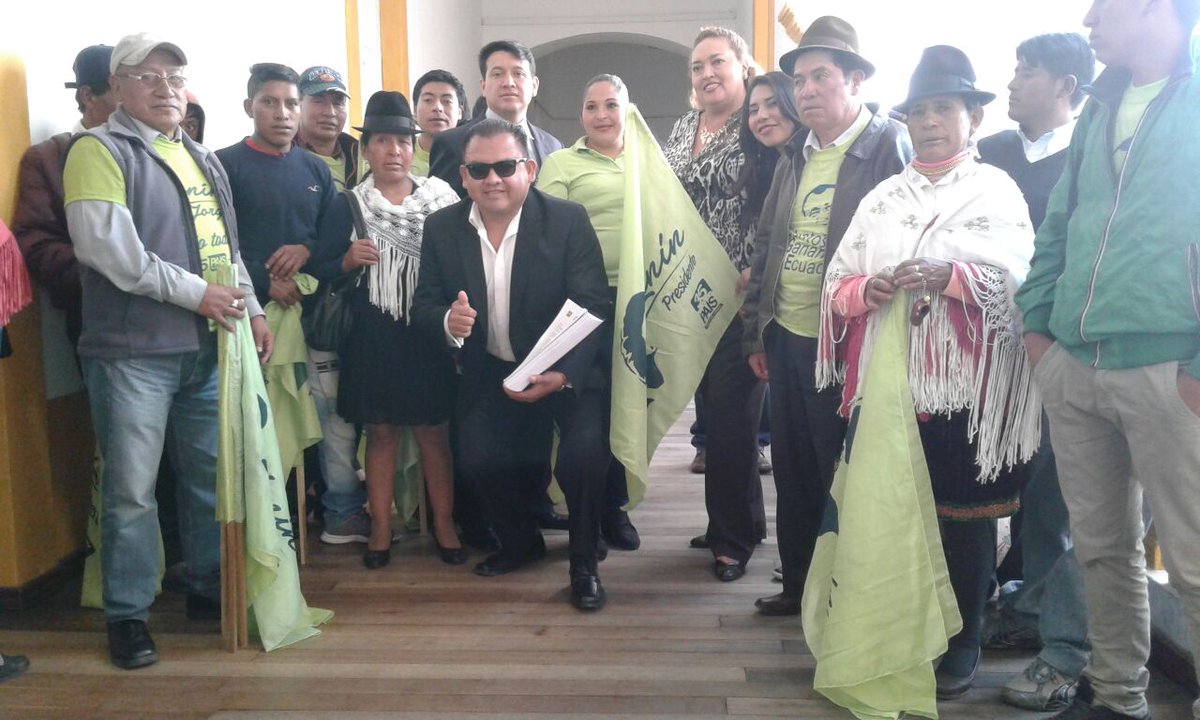 ivanock71's tweet photo. Hoy a las 12 H00 entrevist en TV MICC canal 47 desde Ltga.
Análisis sobre el futuro de la administración pública de Cotopaxi..!!invitad@s. 💚 https://t.co/RYCjKmkm8C